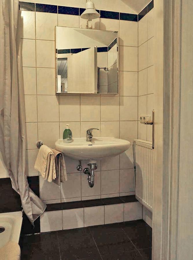 Ferien-Messe-Handwerker- Apartment Bensberg Bergisch Gladbach Eksteriør bilde